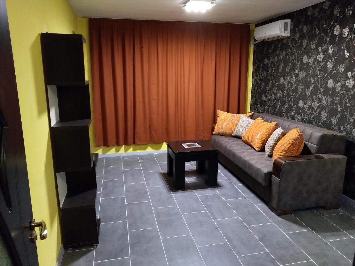 Eli Apartment Burgas Stad Buitenkant foto